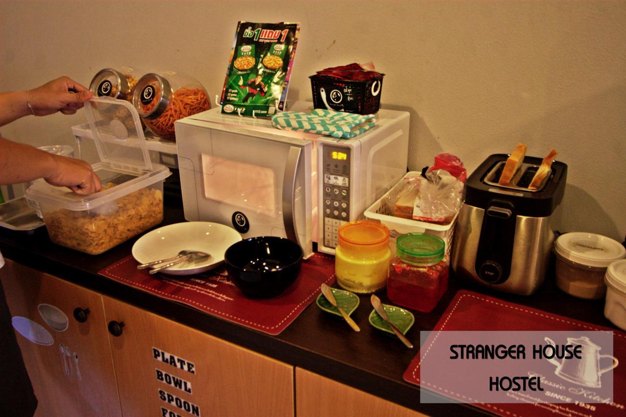 Stranger House Hostel Chiang Mai Ngoại thất bức ảnh