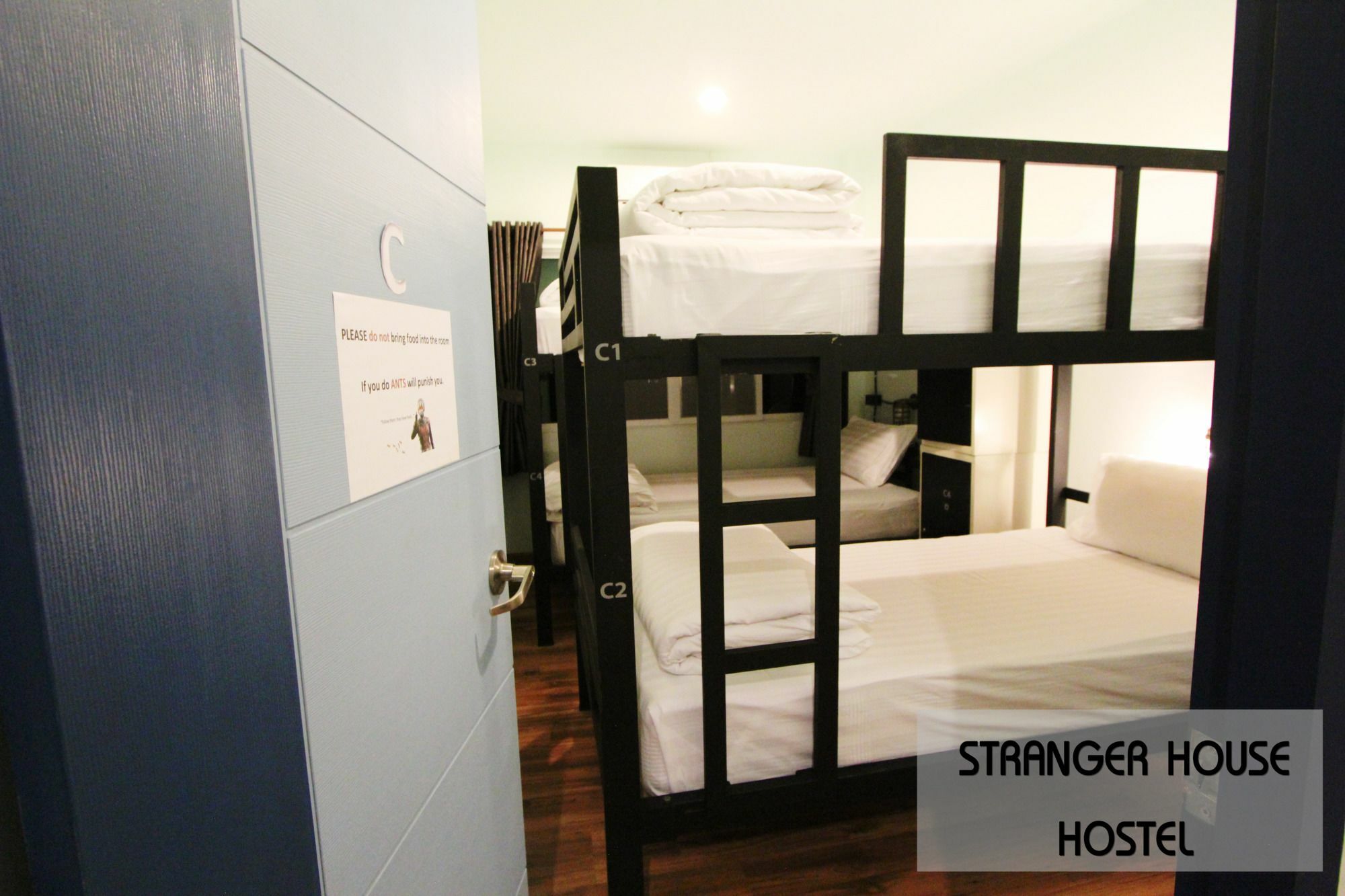 Stranger House Hostel Chiang Mai Ngoại thất bức ảnh