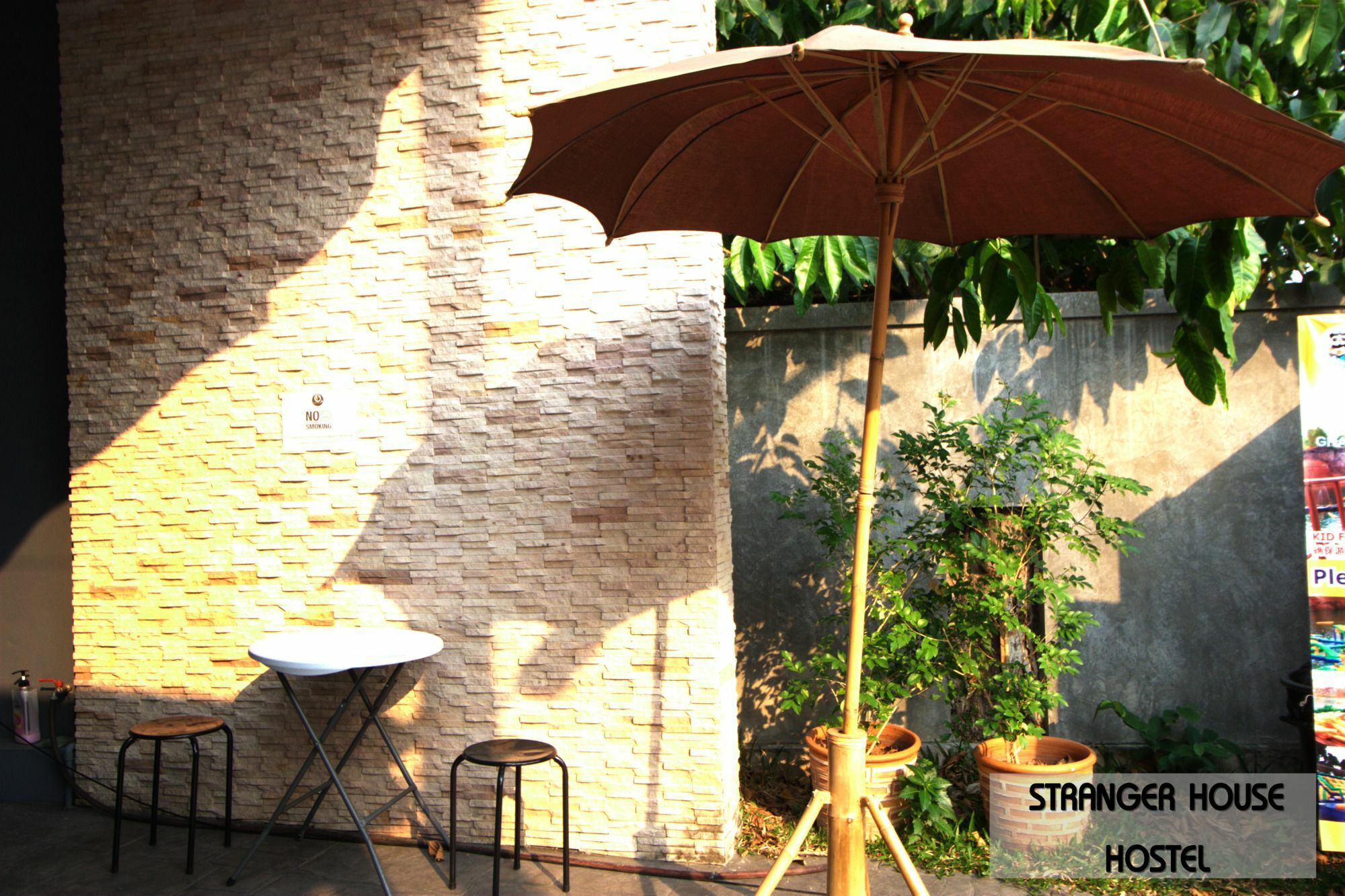 Stranger House Hostel Chiang Mai Ngoại thất bức ảnh