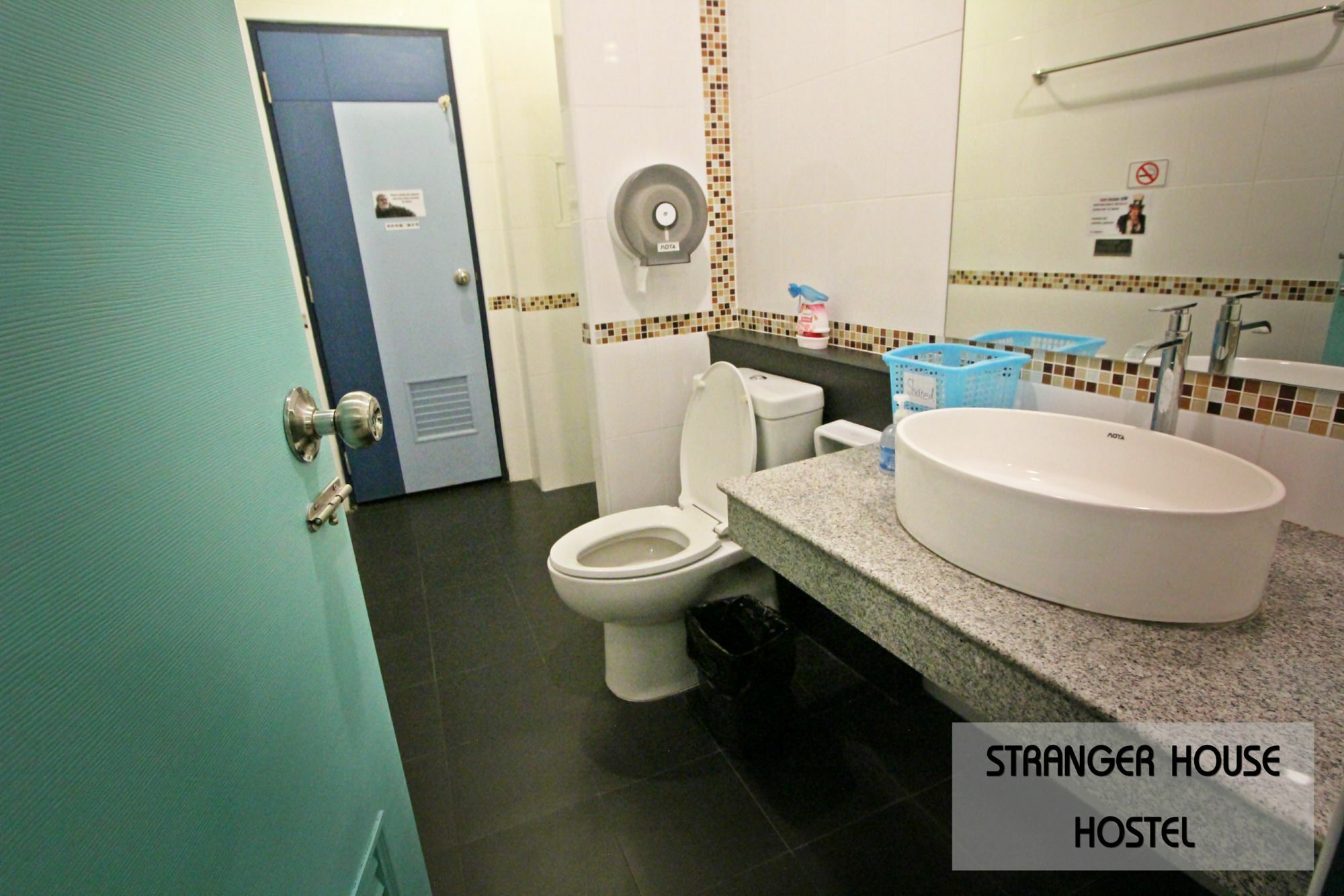 Stranger House Hostel Chiang Mai Ngoại thất bức ảnh