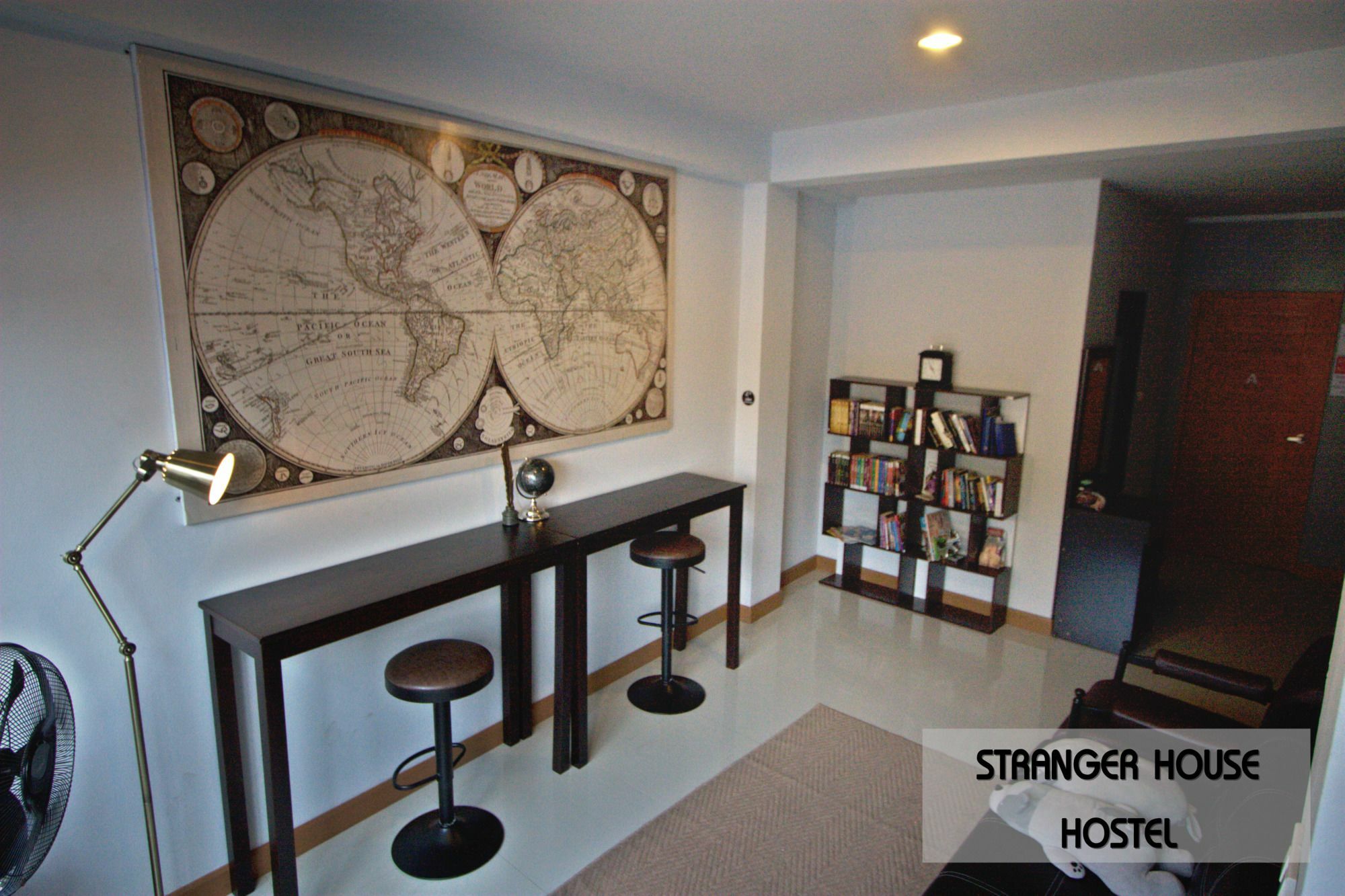 Stranger House Hostel Chiang Mai Ngoại thất bức ảnh