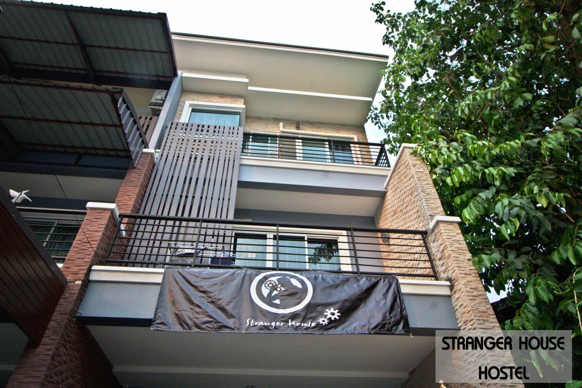 Stranger House Hostel Chiang Mai Ngoại thất bức ảnh